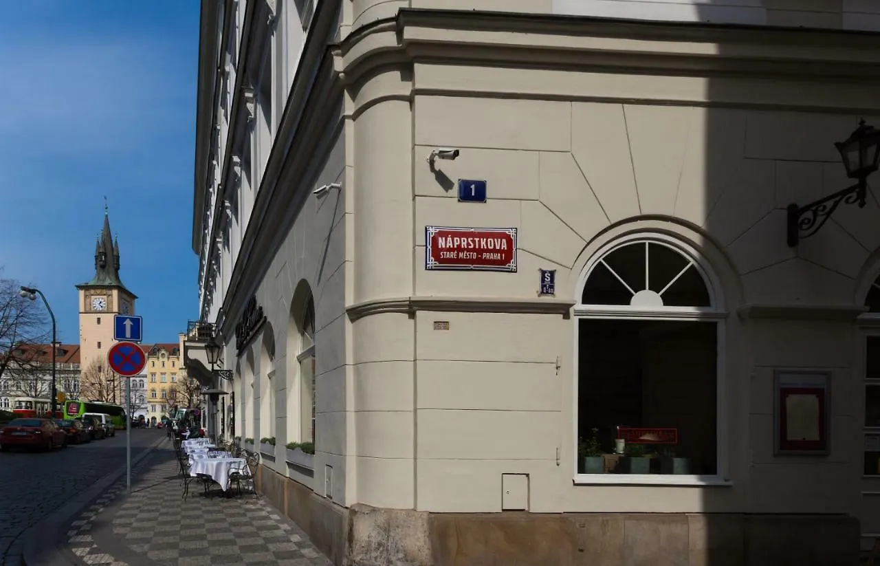 Charles Bridge Loft Appartement Praag